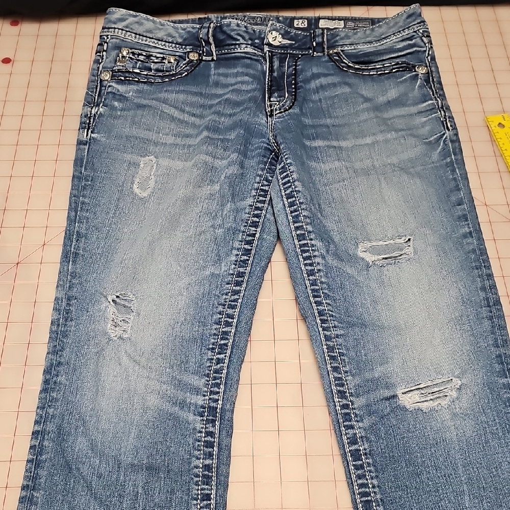 Miss Me SIZE 28 Boyfriend Capri Jeans